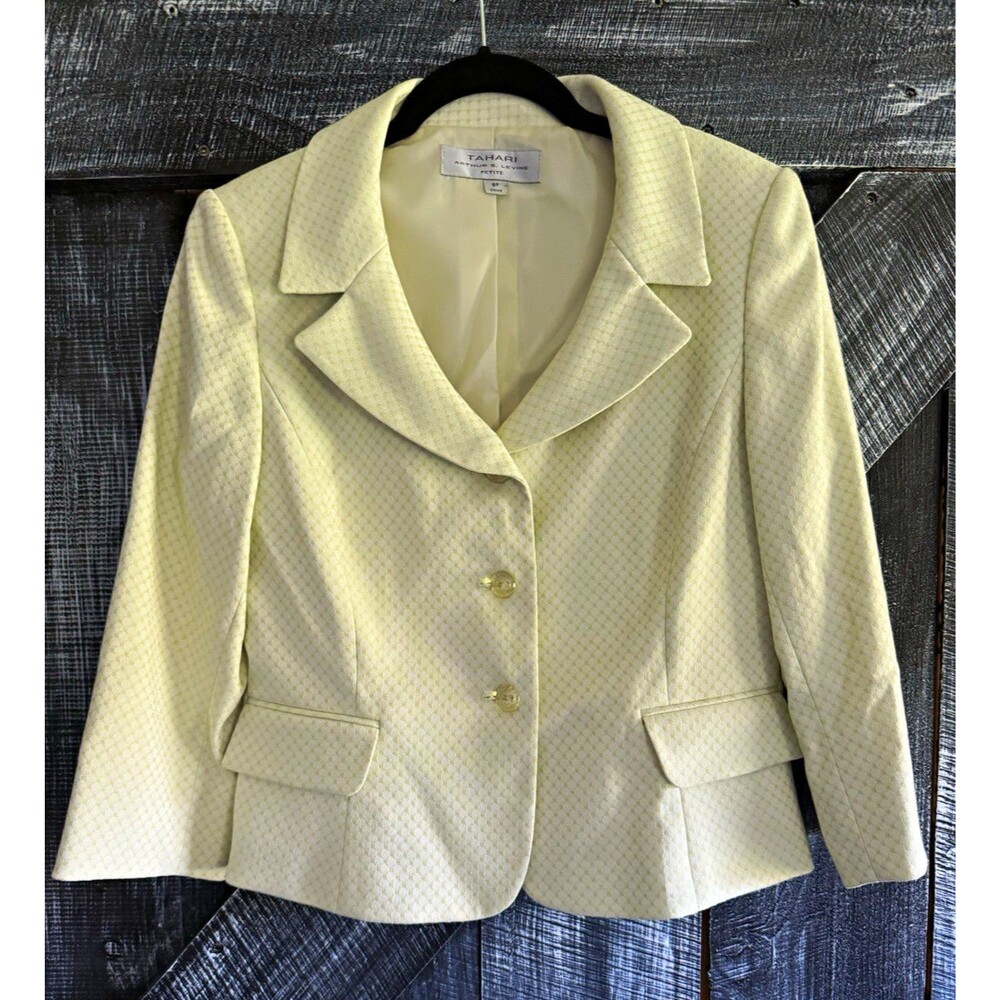Tahari Arthur S. Levine Ivory Tweed Blazer 8P Petite Lined Button Long Sleeve